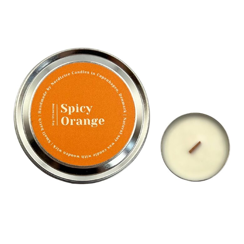 NORDTRICE "hand-made" aromātiskā sojas vaska svece +/-12h, apelsīni & krustnagliņas